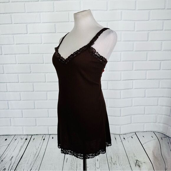 10/$25🦋 No Boundaries Hot Chocolate Lace Trim Cami - Size XXL - Picture 7 of 13